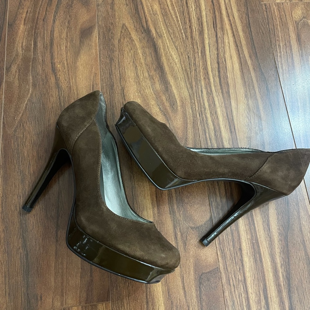 Guess Women's Pump Heels, Size 6M